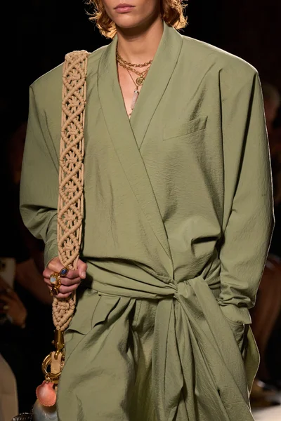 Look 21